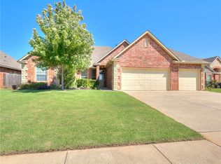 3009 Summit Crossing Pkwy, Norman, OK 73071