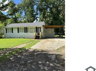 2524 Old Colony Rd, East Pt, GA 30344