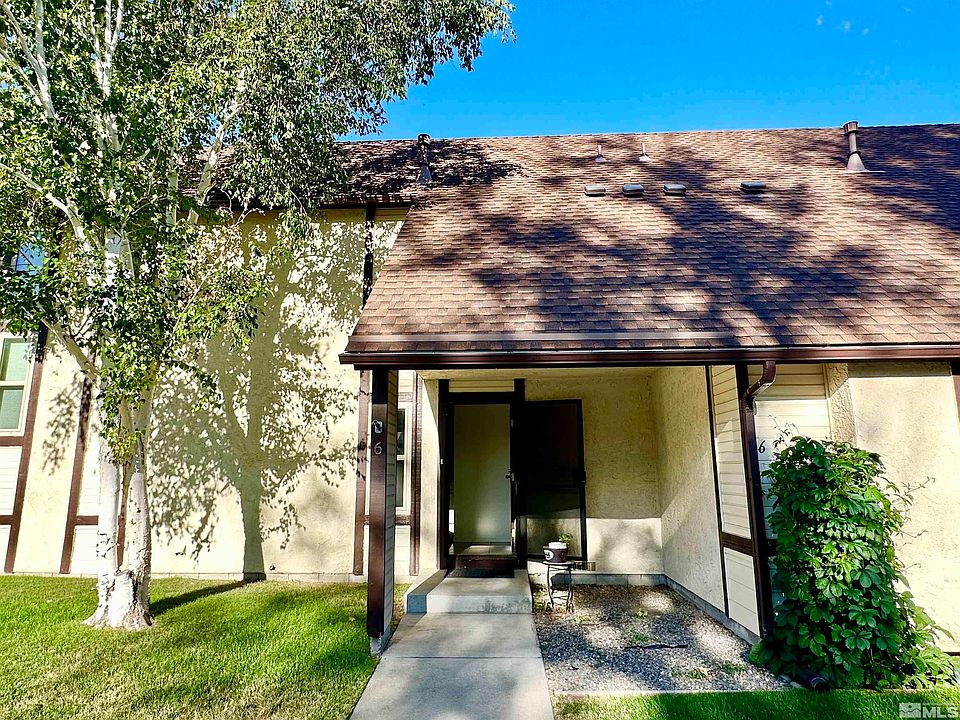 1st image of 1748 Pinewood Dr Unit 6