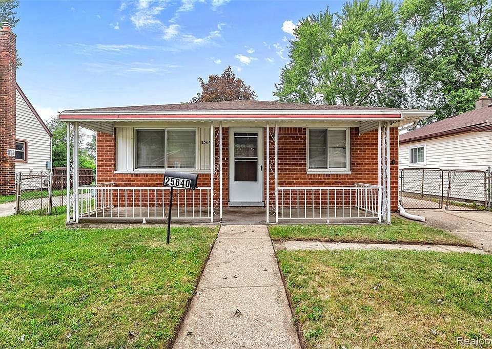 1st image of 25640 Pennie St
