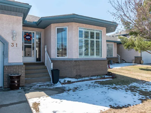 31 Estates Ct, Strathcona County, AB T8B 1M9