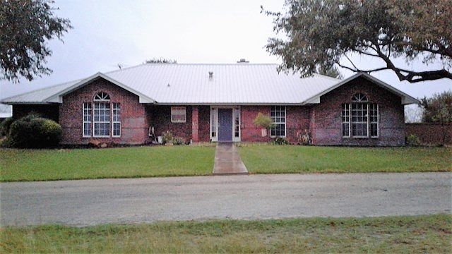 1st image of 720 Robert Loyd Dr