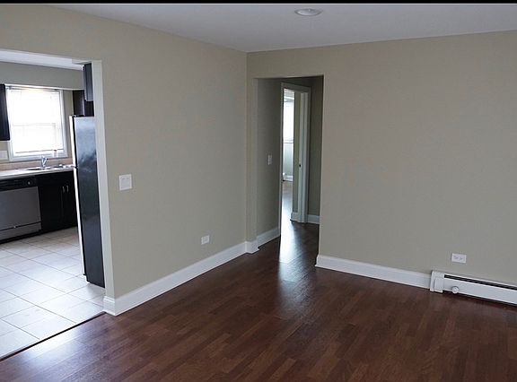 5th image of 3351 W Sunnyside Ave APT 3