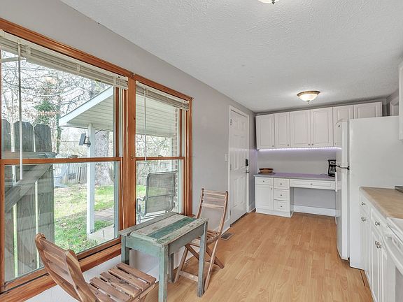 5th image of 177 Hoots Dr