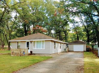 642 Center St, Muskegon, MI 49442