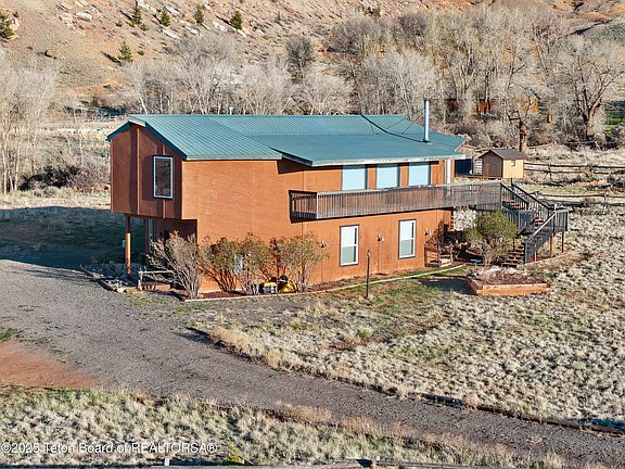 2nd image of 8 Red Creek Ln