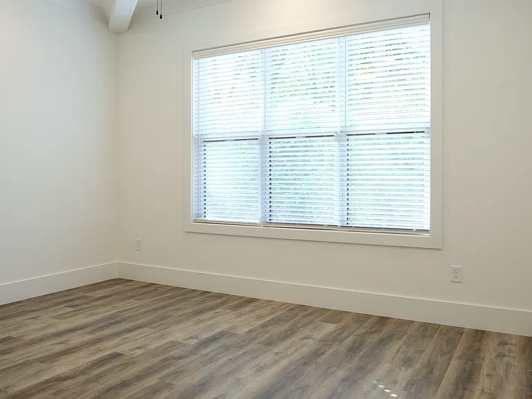 2824 Valley Rd — Photo 9