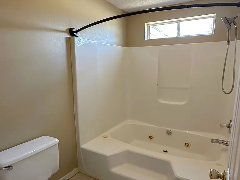 7223 Crown Ct — Photo 10