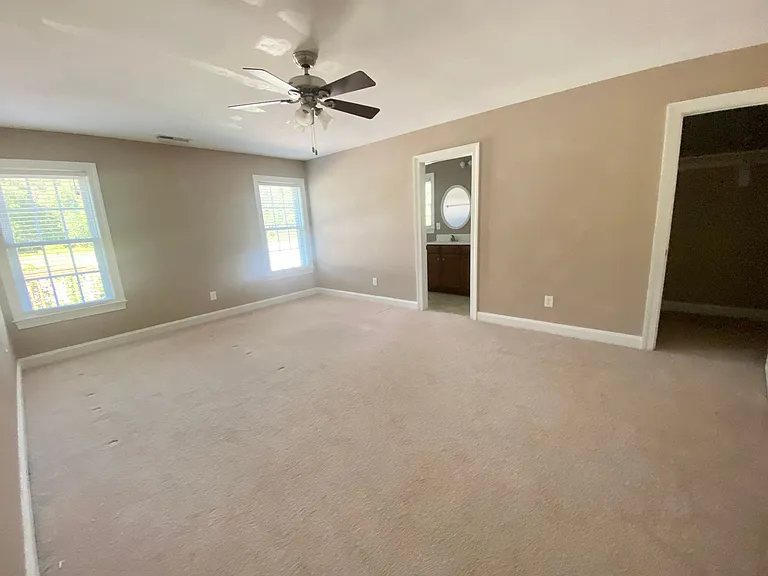 532 Millbrooke Cir — Photo 6