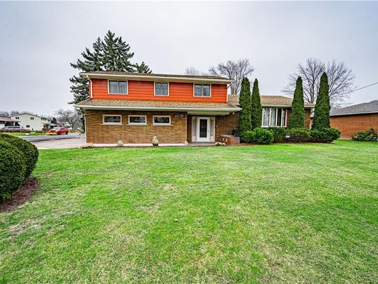 2239 Tuscarora Rd Niagara Falls Ny 14304 Zillow