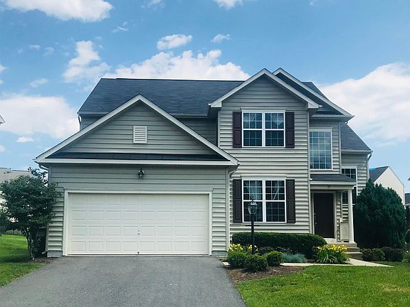2nd image of 15 Penningcroft Ln