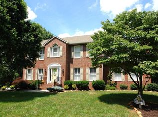 561 Winesap Rd, Roanoke, VA 24019