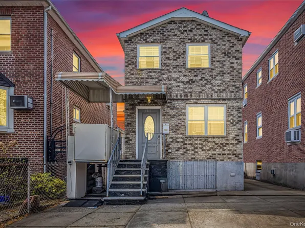 2515 Woodhull Avenue, Bronx, NY 10469