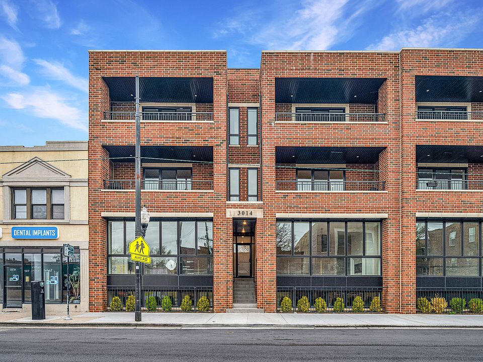 1st image of 3014 W Montrose Ave #1W
