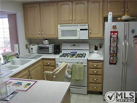 4th image of 7020 Lemonwood Ln