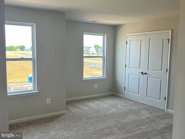406 Freeman St — Photo 5
