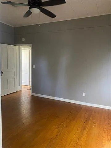 1109 S Holly St — Photo 23