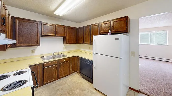 409 Riverside Park Rd #6 — Photo 1