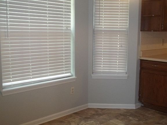 3rd image of 3701 Dorset Way