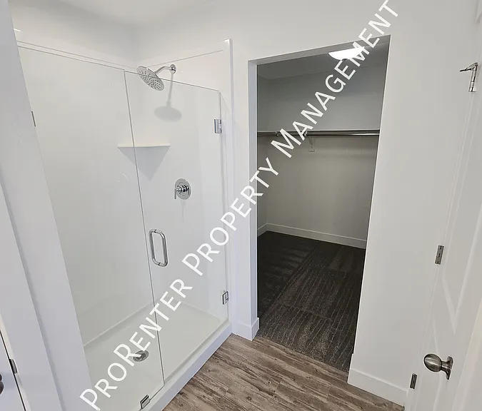 3111 S Edgewater Cv — Photo 18