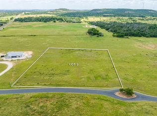 2 Harvest Hills Ln, Fredericksburg, TX 78624