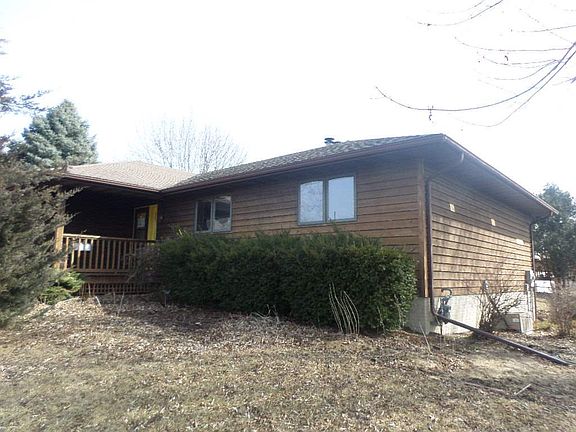 2nd image of 2608 Crescent Dr