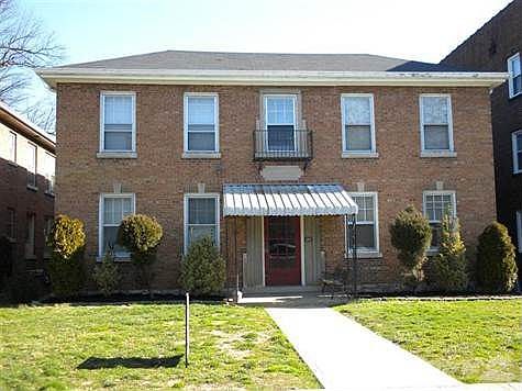257 Lyndhurst