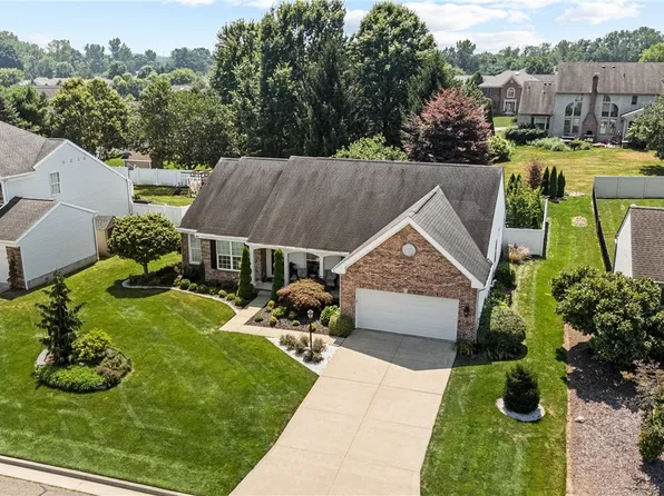 1642 Cadney St NE, Canton, OH 44714