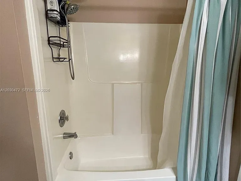 9711 Fontainebleau Blvd #D203 — Photo 25