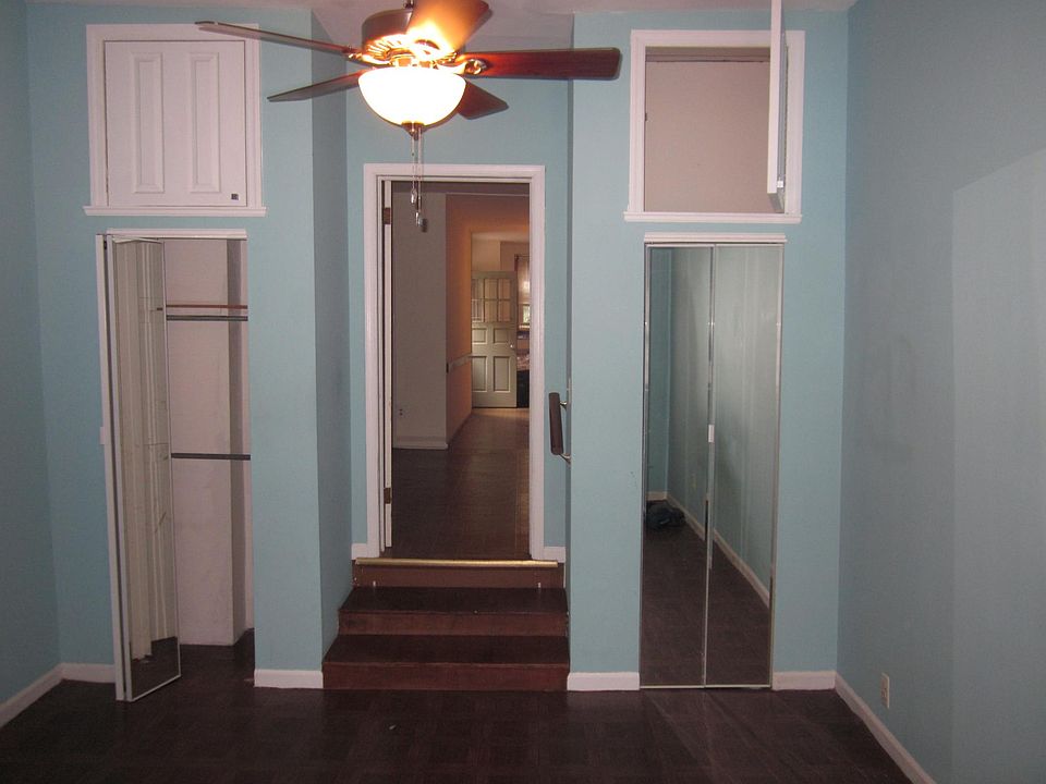 2nd image of 914 S 10th St #1