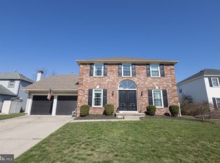 42 Michaelson Dr, Mount Laurel, NJ 08054