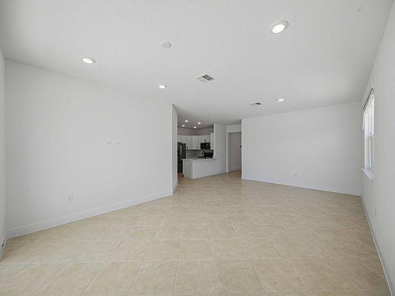 5th image of 7175 SW 55th Ct