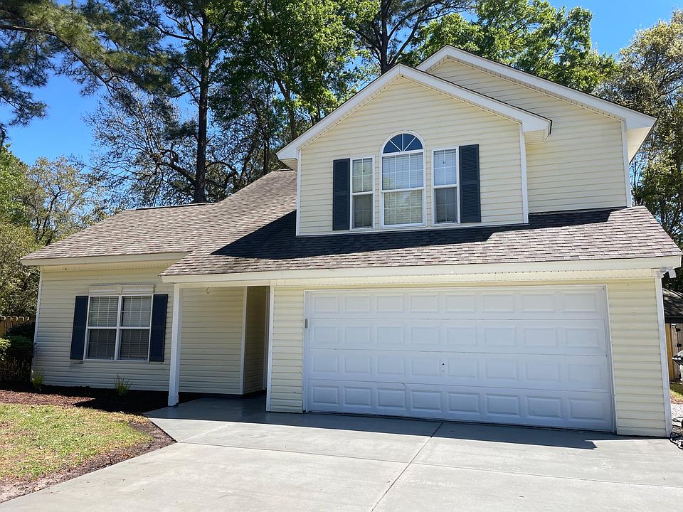 1st image of 1 Monticello Dr