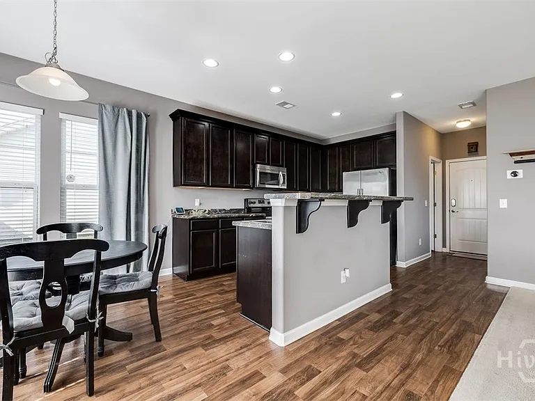 285 Willow Point Cir — Photo 15