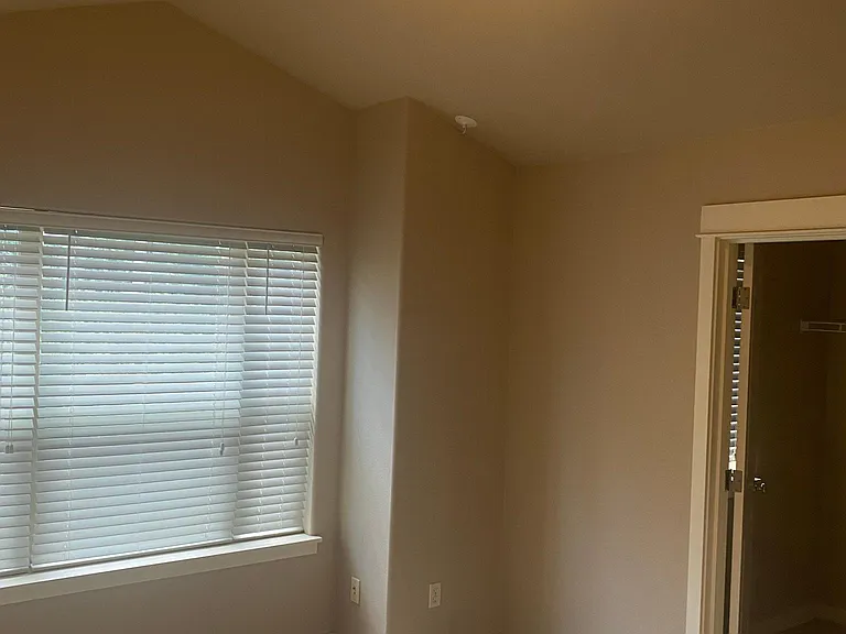 2145 NE 50th Way #2145 — Photo 14