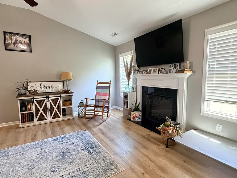 129 Regatta Way — Photo 5