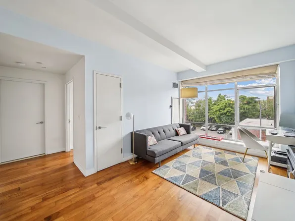 10-63 Jackson Ave #3G, Long Island City, NY 11101