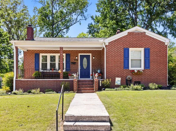 204 S Holland St, Clinton, SC 29325