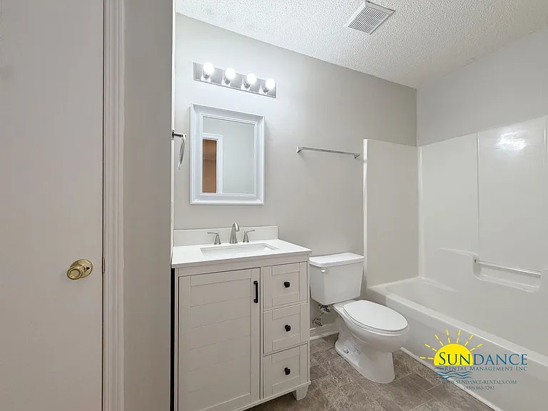 360 Schneider Dr #6 — Photo 12