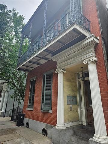 1st image of 932 Esplanade Ave APT 5