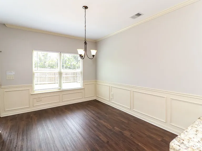 67 Hamilton Blvd NW — Photo 5