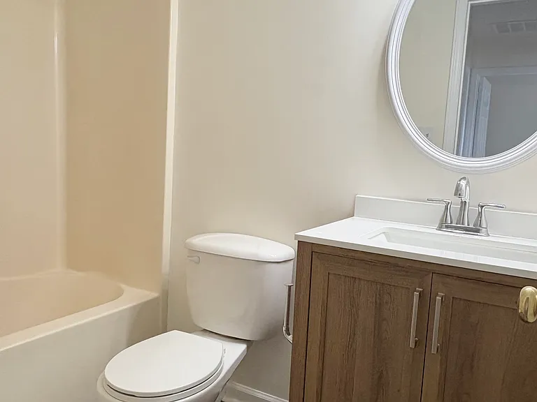 537 Highsmith Ct — Photo 8