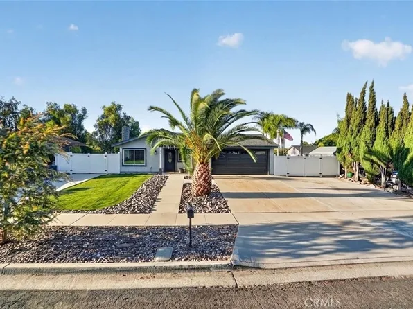 843 W Francis St, Corona, CA 92882