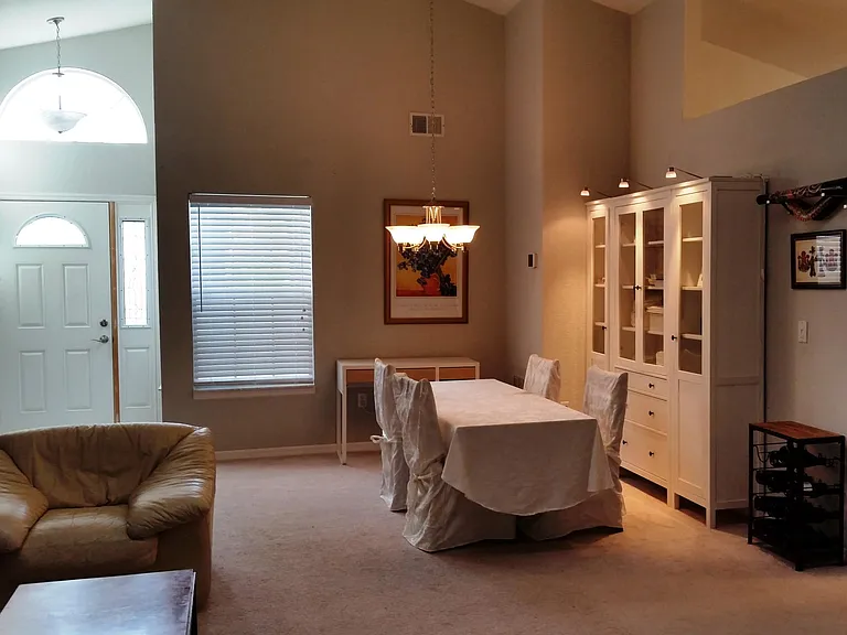 830 Cave Hollow Ln — Photo 2