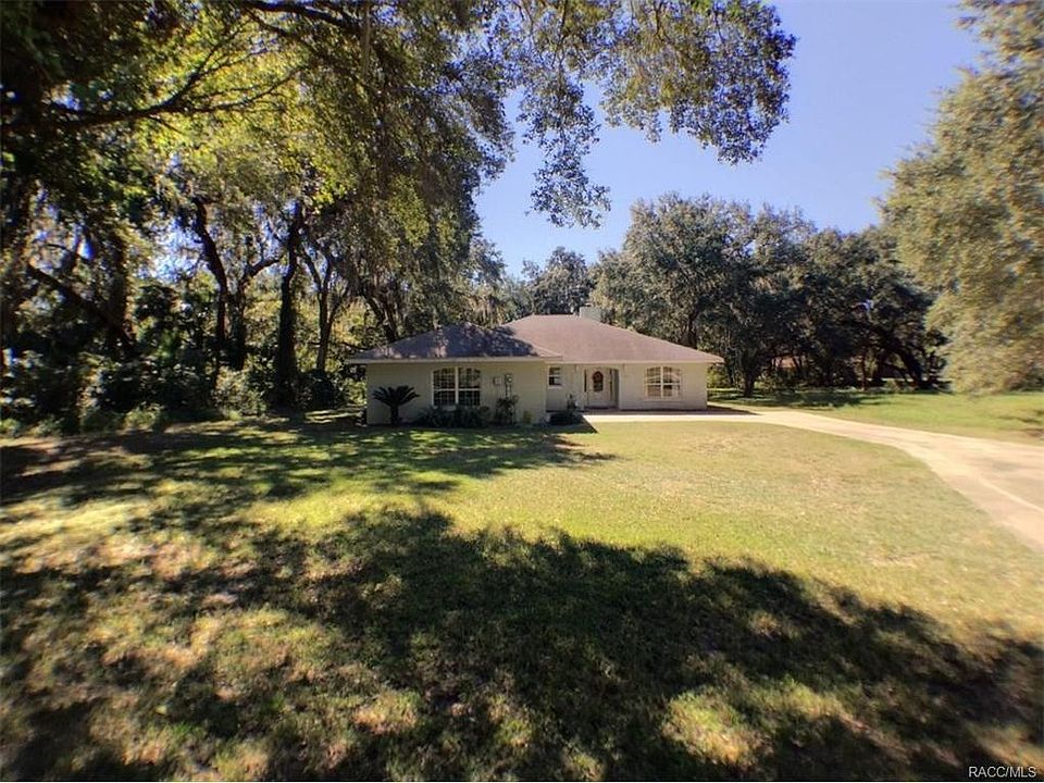 1st image of 3630 SW Shorewood Dr