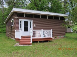 915 Millen Dr, Barton City, MI 48705