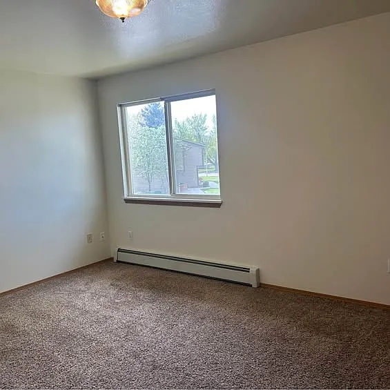 104 Pullman Ct #C — Photo 7