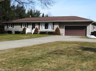 2603 Sandy Lake Rd, Ravenna, OH 44266