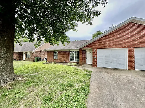 802 E Kara Ln Photo 1 802 E Kara Ln Photo 1