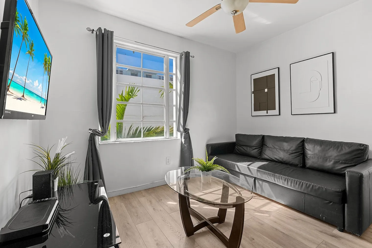2 bed, 1.0 bath, 602 sqft, $7,431 — Photo 4